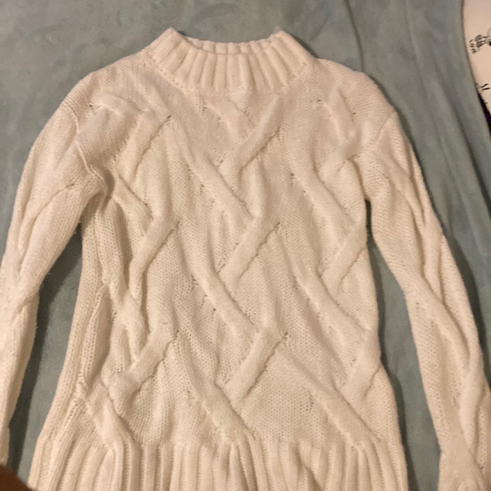 LOVEbyDESIGN Cable Knit Sweater, high neckline